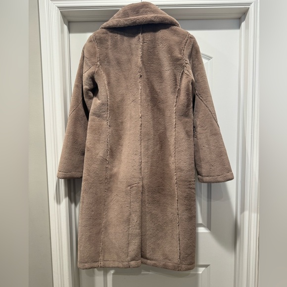 Avec Les Filles faux fur mid length coat - Picture 2 of 7